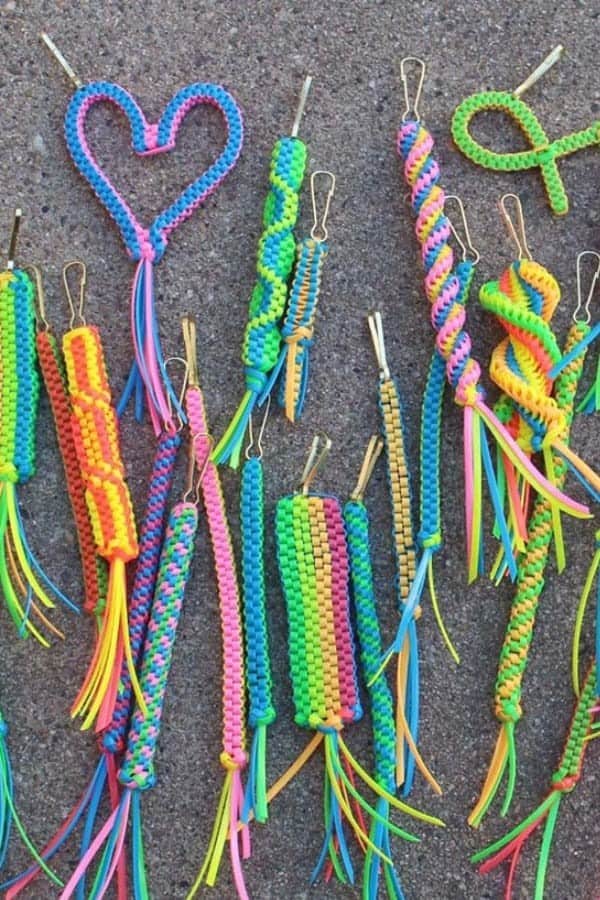 DIY BOONDOGGLE KEYCHAINS