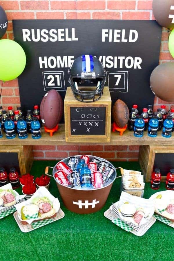 FOOTBALL PARTY TABLE + DIY FOOTBALL DRINK TUB