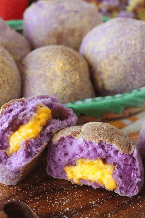 Ube Pandesal With Cheese