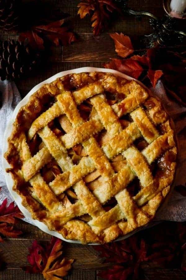 TOFFEE APPLE PIE WITH VANILLA CUSTARD