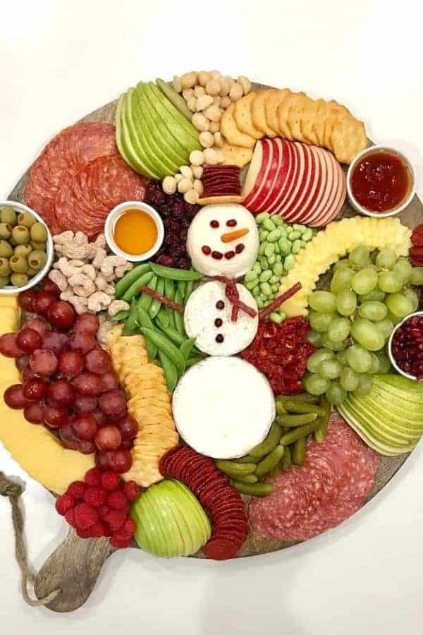 SNOWMAN SNACK BOARD