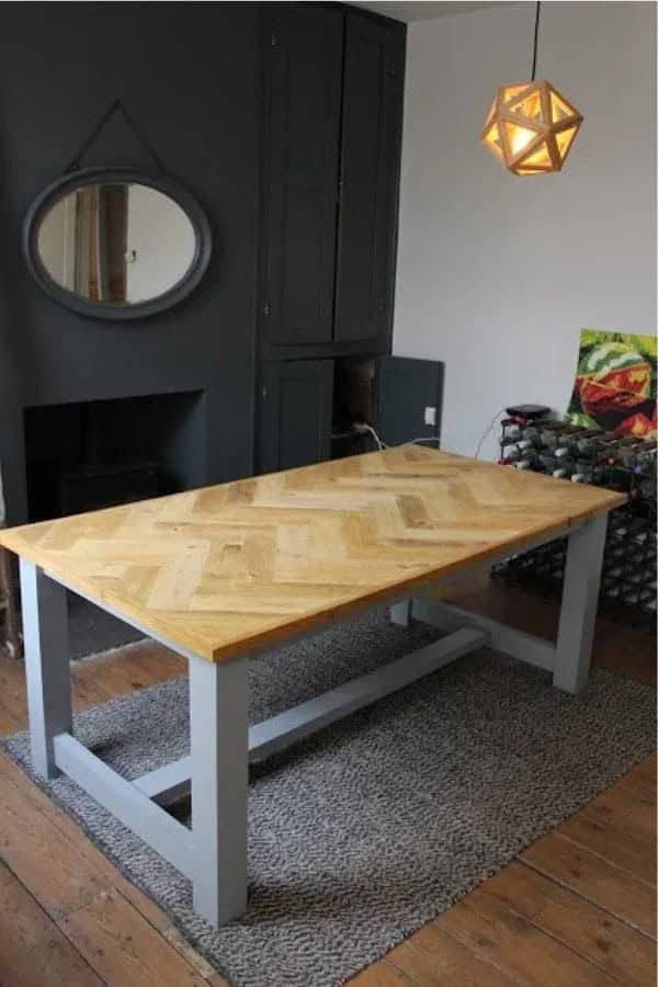 How to Build a Farmhouse Table with a Pallet Wood