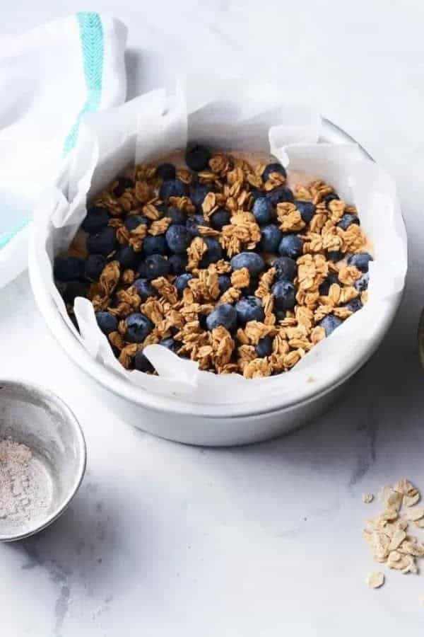 VEGAN BAKED GRANOLA