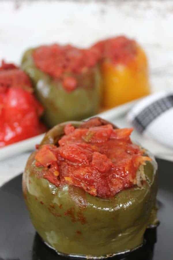 SLOW COOKER STUFFED BELL PEPPERS