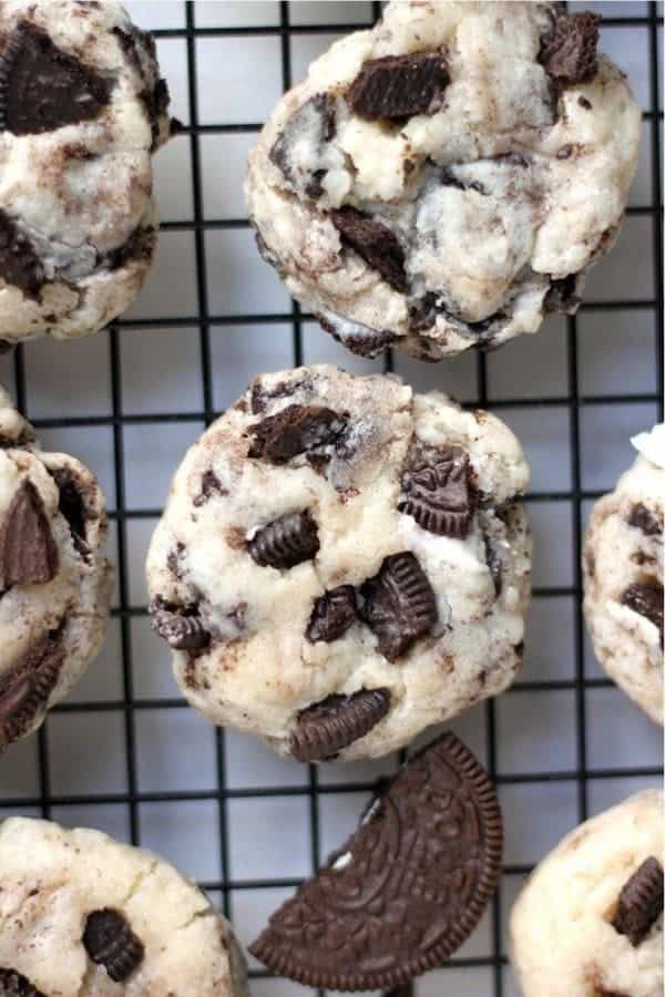 5-Ingredient Oreo Cheesecake Cookies