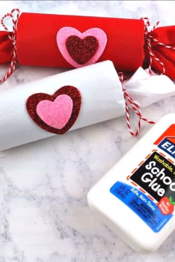 Valentine’s Day Treat Poppers Craft