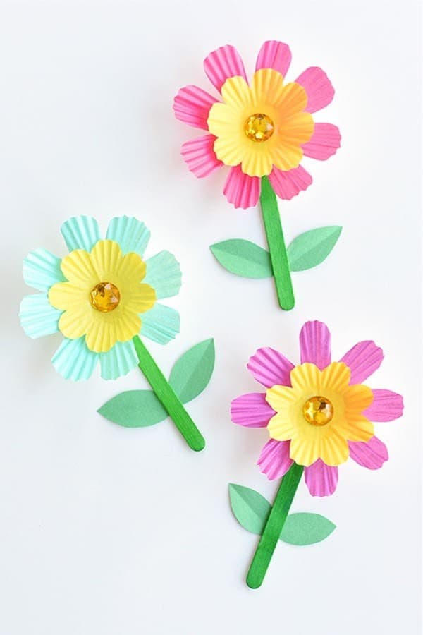 Simple Cupcake Liner Flowers Tutorial