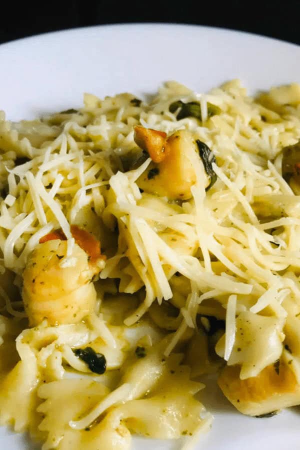 Instant Pot Scallops & Spinach Pasta