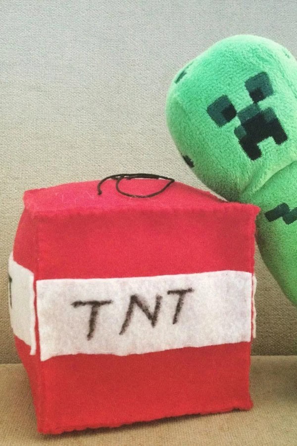 PLUSH MINECRAFT CUBES