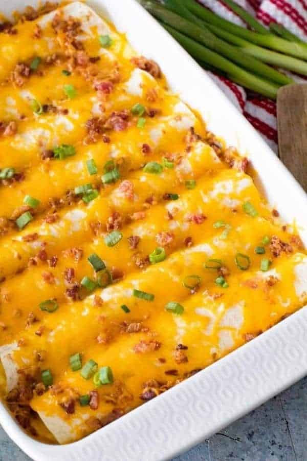 BREAKFAST ENCHILADAS CASSEROLE