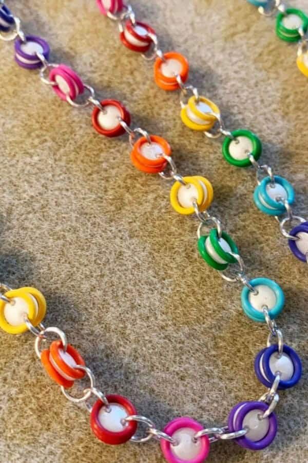 DIY RAINBOW CHAIN