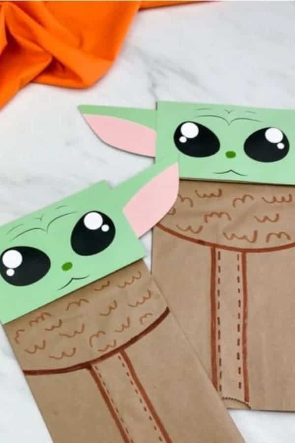 GROGU PAPER BAG PUPPET