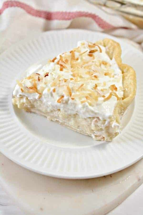 OLD-FASHIONED COCONUT CREAM PIE