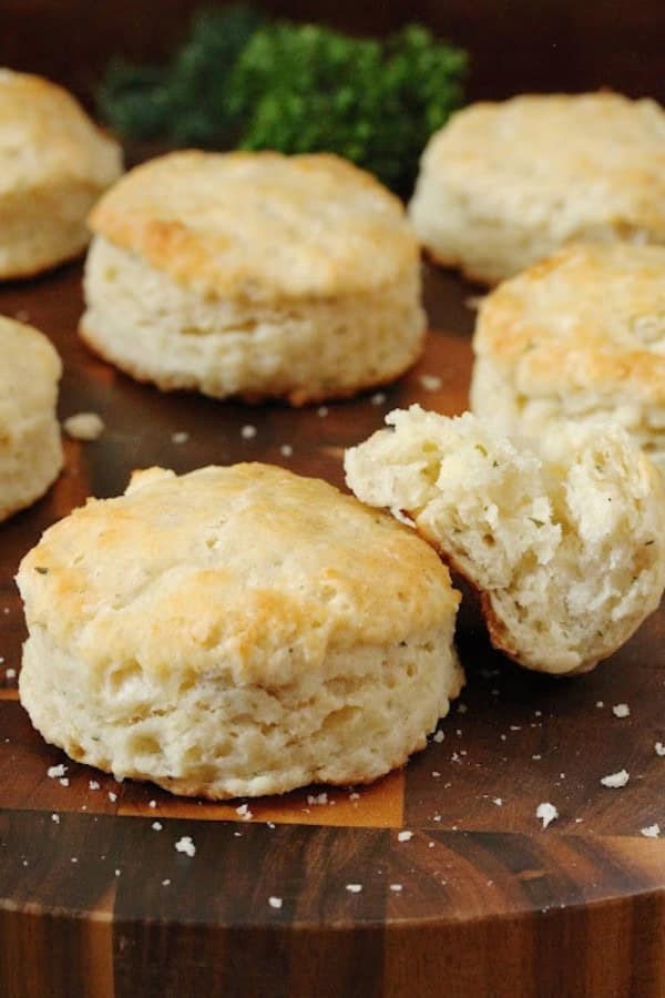 GARLIC & HERBS BOURSIN BISCUITS