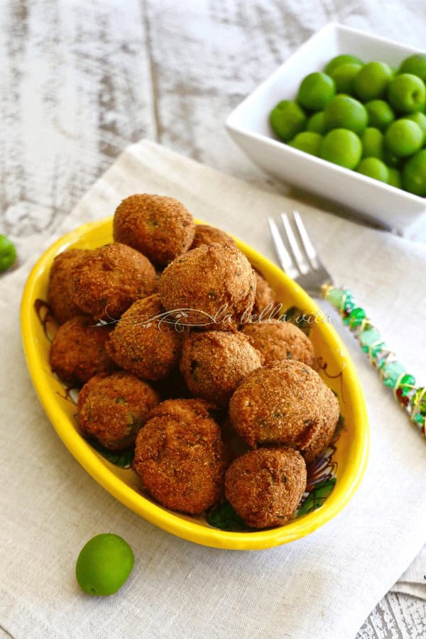 Olive All’Ascolana (Stuffed Olives)