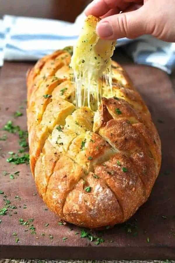 CHEESY PULL-APART BREAD