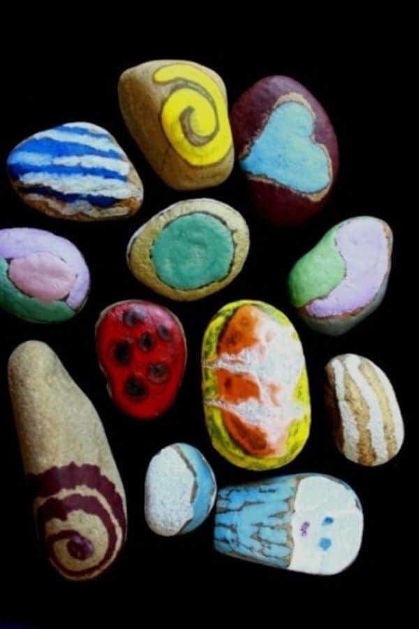 MELTED CRAYON ROCKS