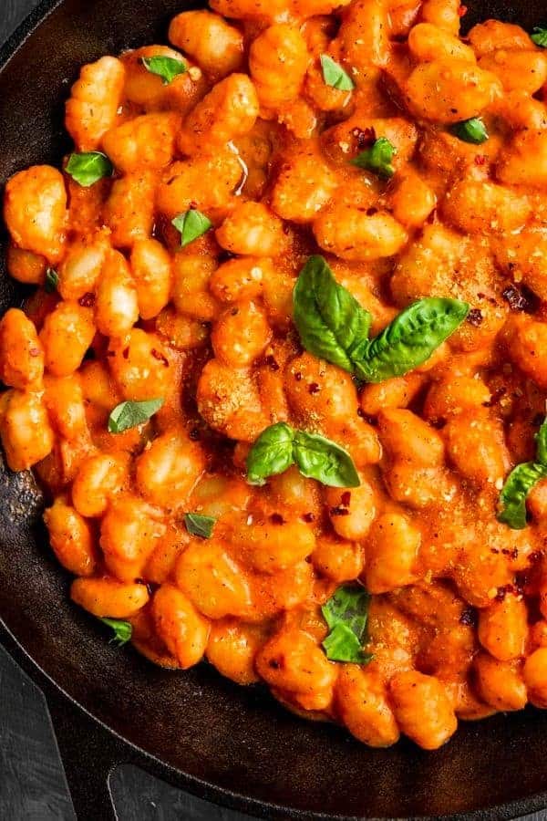 VEGAN GNOCCHI WITH TOMATO BASIL SAUCE