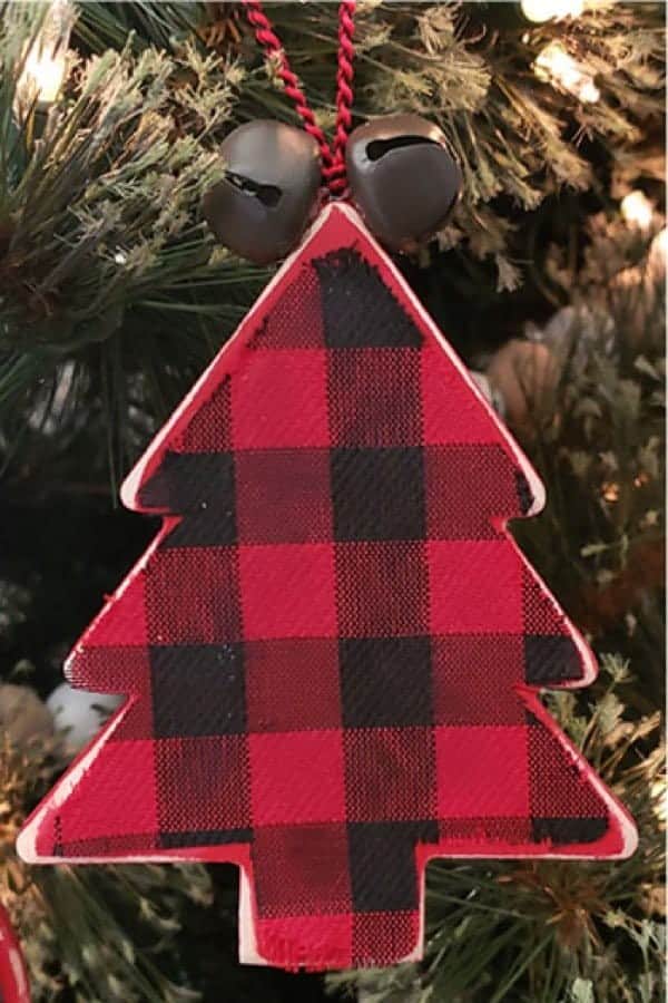 Easy Buffalo Check Christmas Ornaments