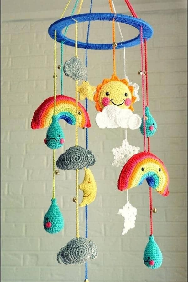 COLORFUL YARN RAINBOW AND SUN MOBILE