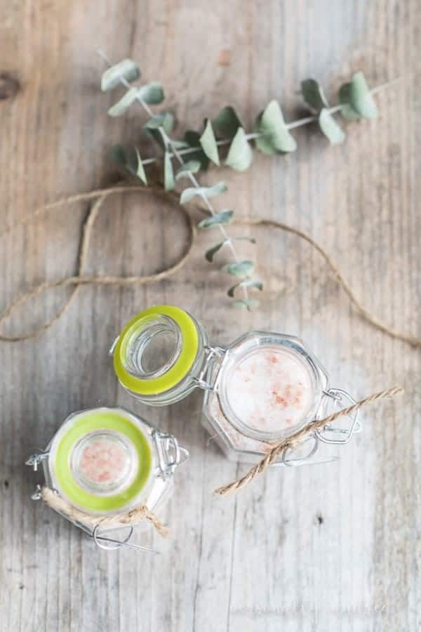 DIY EUCALYPTUS AND MINT FOOT SOAK