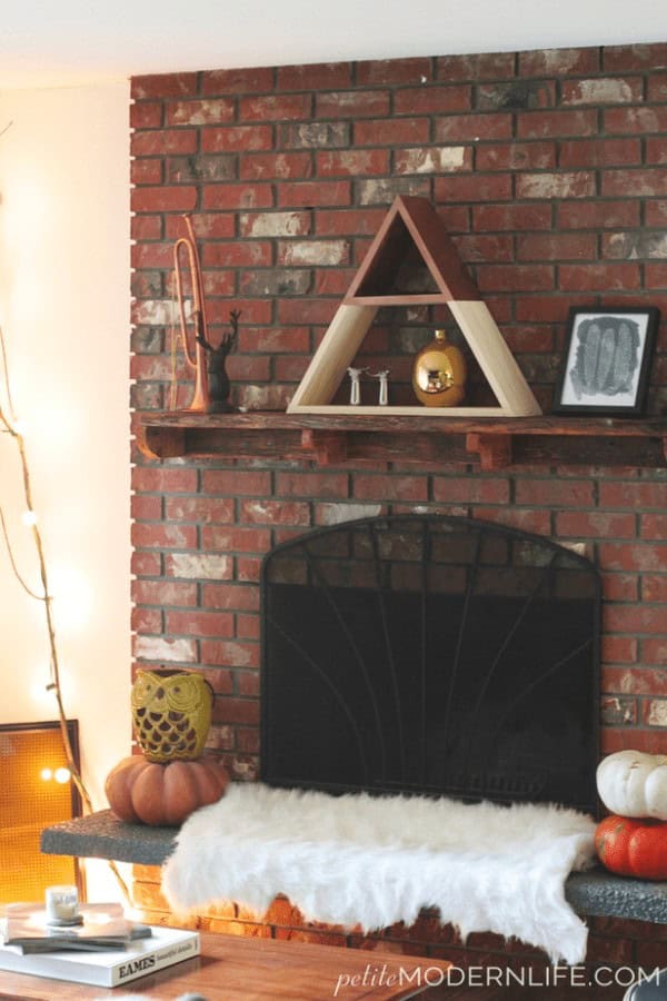 Dual-Toned Triangle Shelf