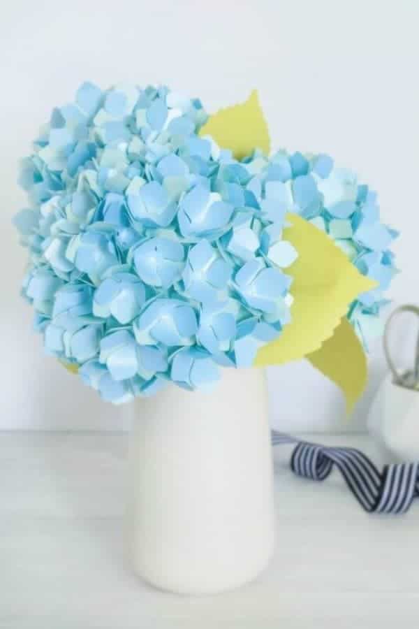 DIY PAPER HYDRANGEA FLOWERS