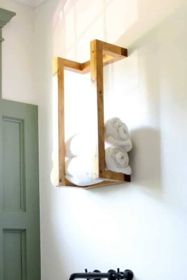 DIY SCRAP WOOD TOWEL RACK