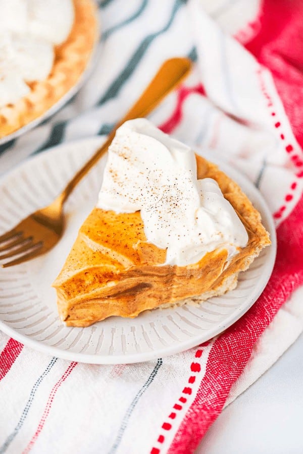 Gingerbread Cream Pie