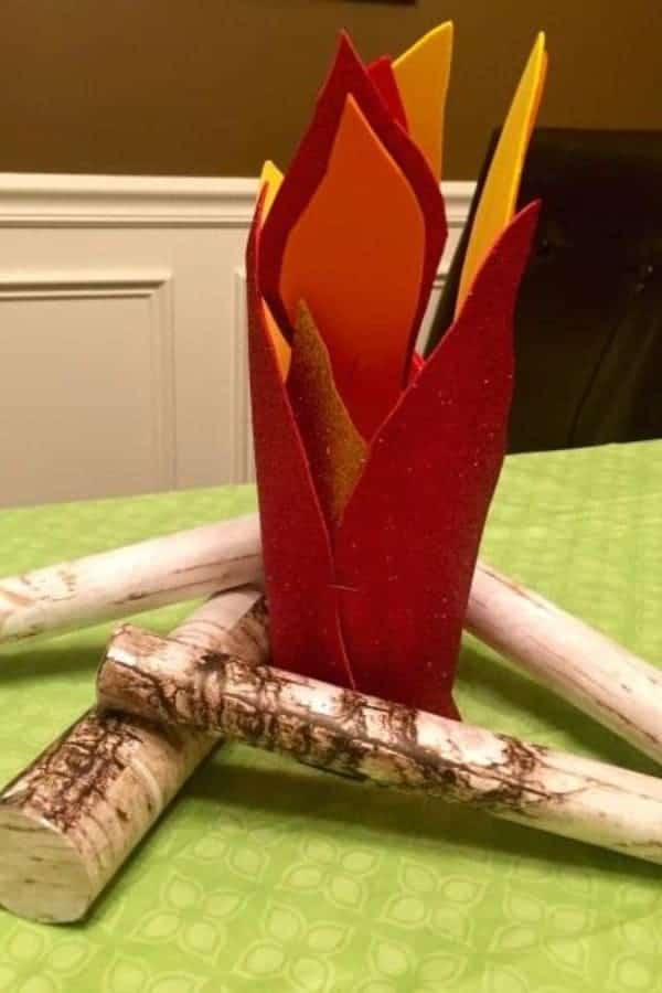 DIY PRETEND CAMPFIRE