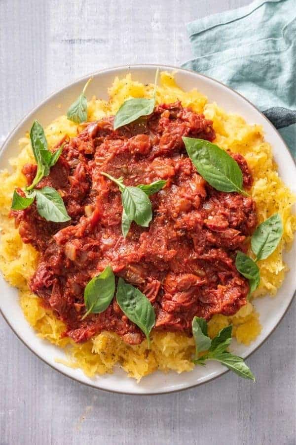 SPAGHETTI SQUASH WITH MARINARA SAUCE