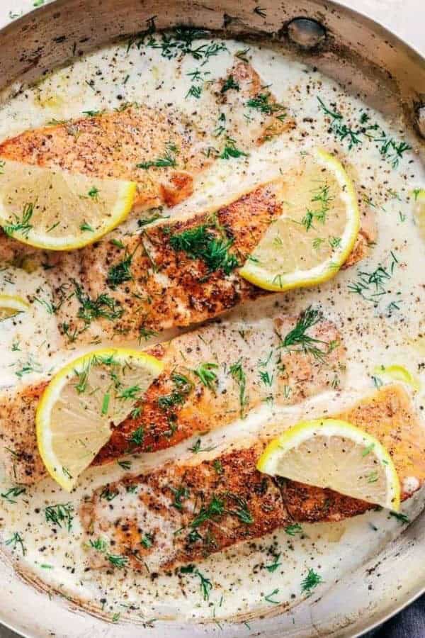 PAN-SEARED SALMON WITH DILL SAUCE