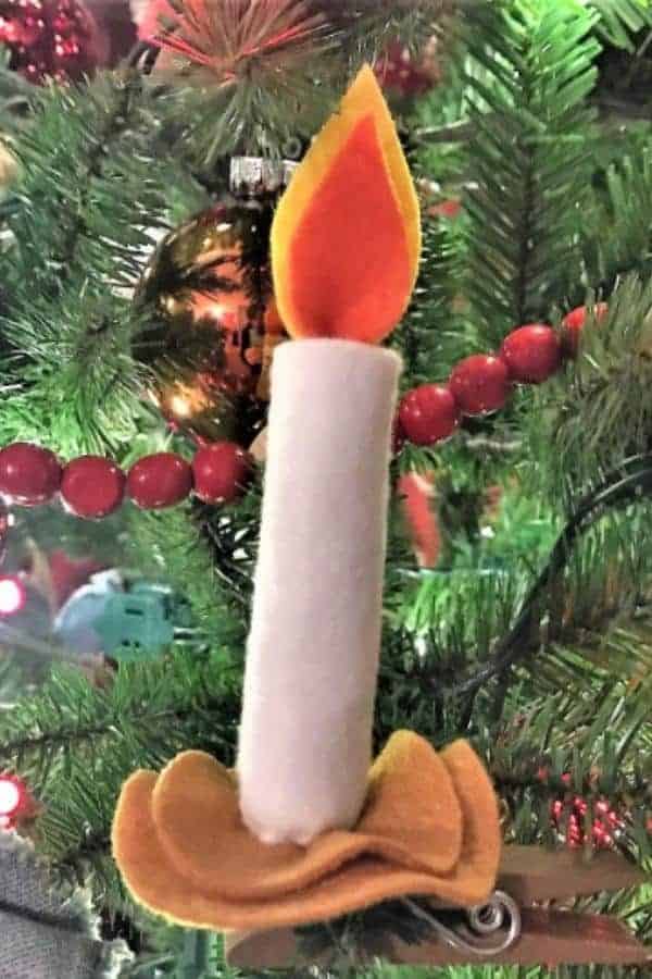 FELT CANDLE ORNAMENT