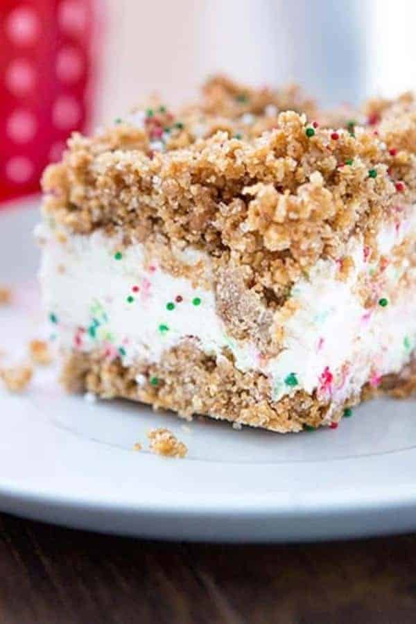 CHRISTMAS CRUNCH CAKE