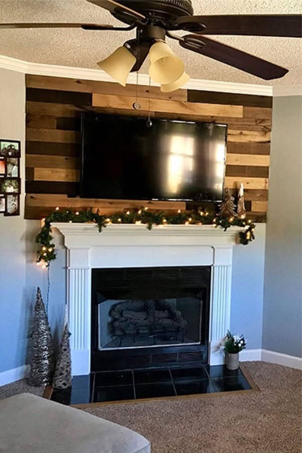 DIY Weathered Wood Accent