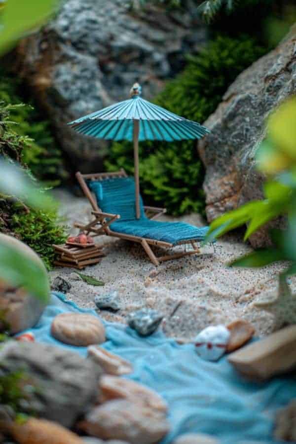 MINIATURE BEACH RETREAT