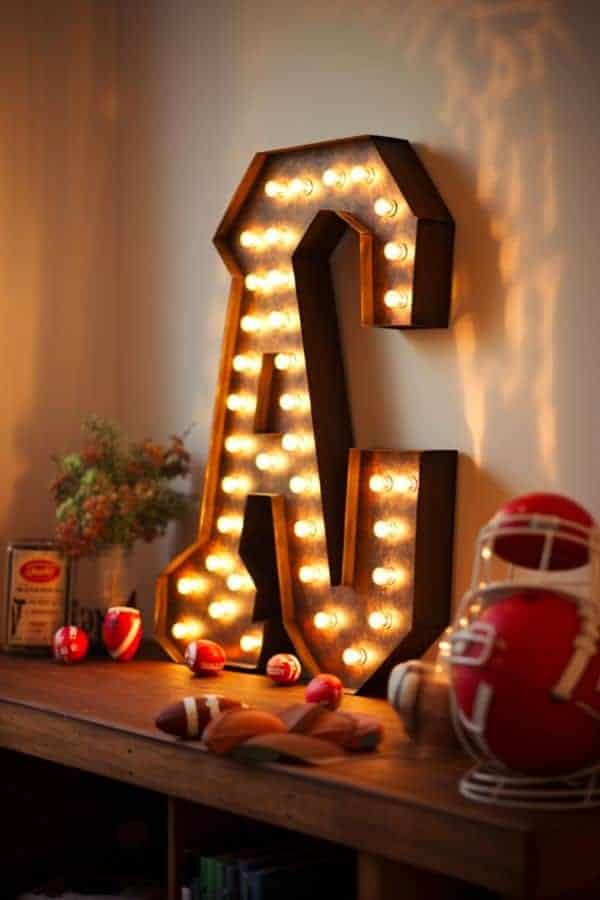 FOOTBALL STRING LIGHTS