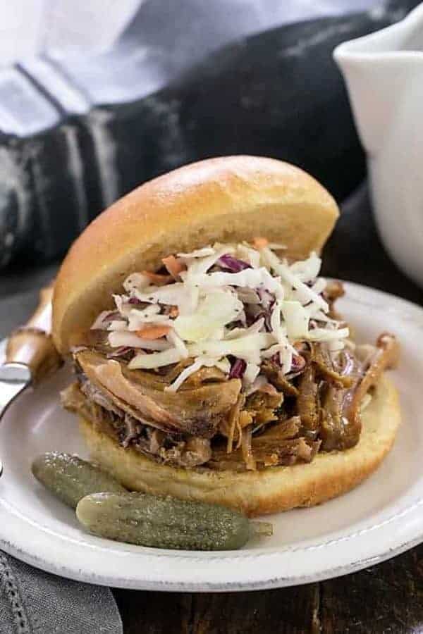 PULLED PORK SANDWICHES