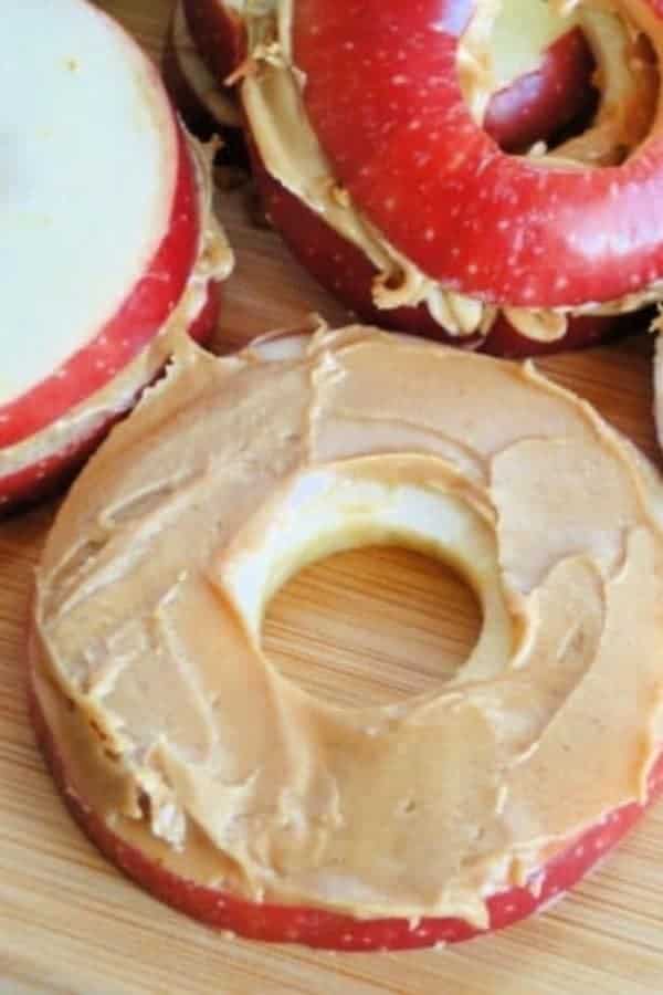 PEANUT BUTTER APPLE SANDWICHES