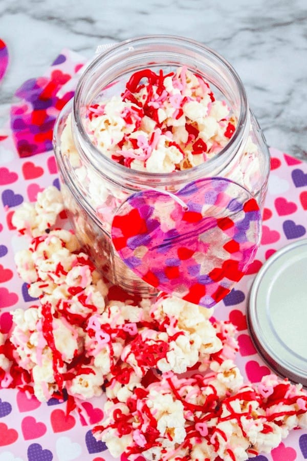 Sweetheart Popcorn Mix