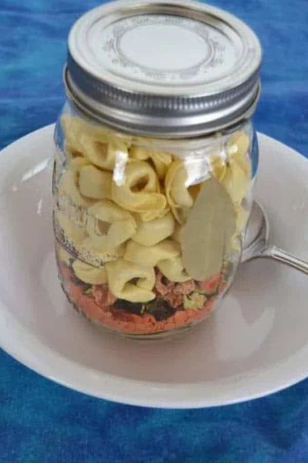 TORTELLINI SOUP IN A JAR