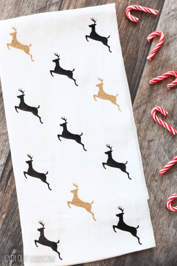 DIY Christmas Tea Towels (Iron On)