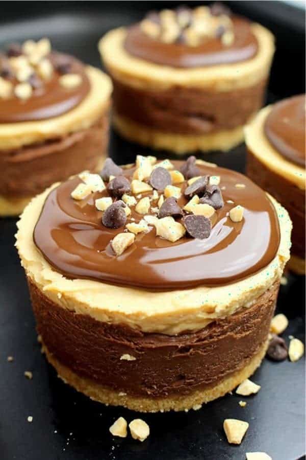 No Bake Chocolate Peanut Butter Mini Cheesecake