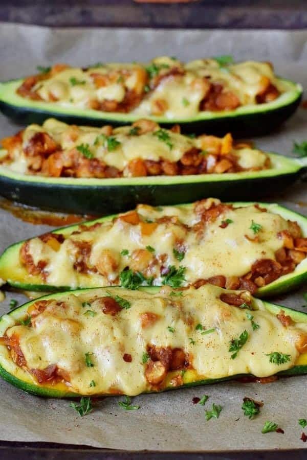 VEGAN STUFFED ZUCCHINI BOATS