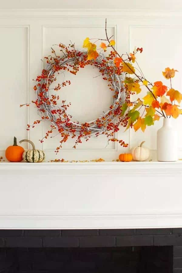 DELICATE FALL WREATH