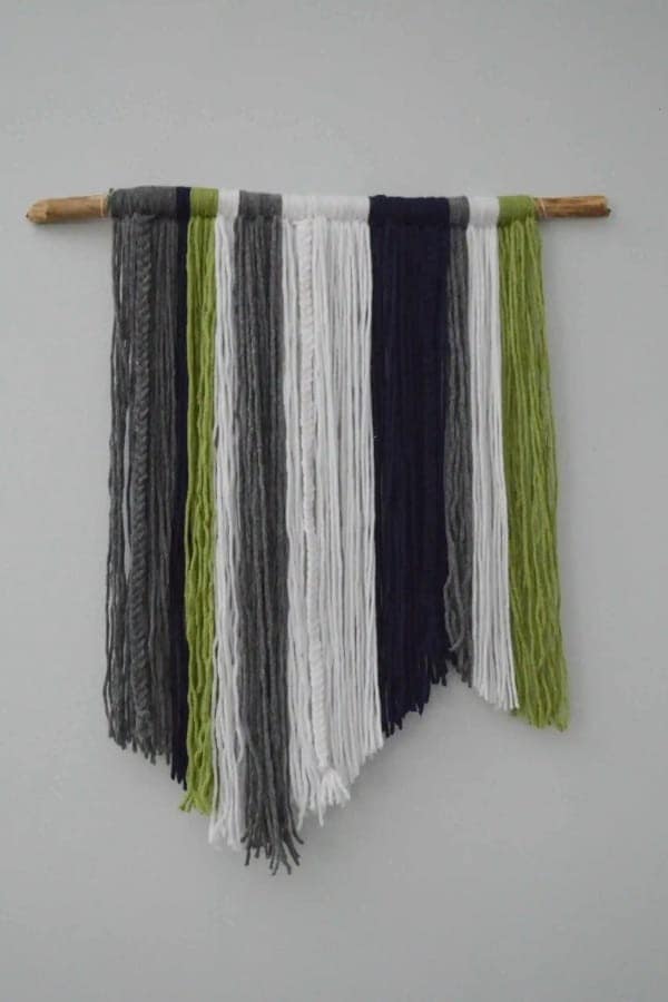 YARN WALL HANGING