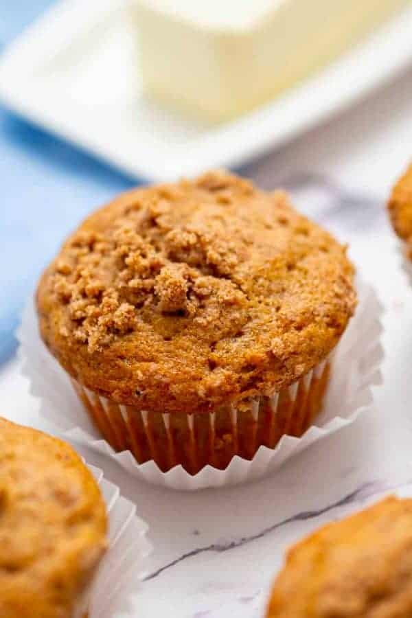 GLUTEN-FREE CINNAMON STREUSEL MUFFINS