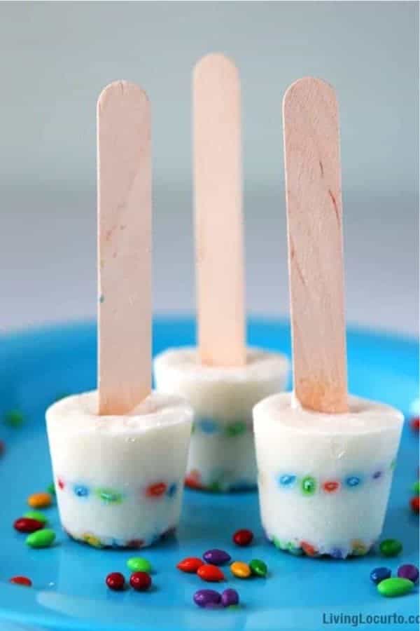 Rainbow Fro-Yo Pops