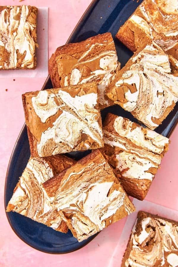 FLUFFERNUTTER BLONDIES