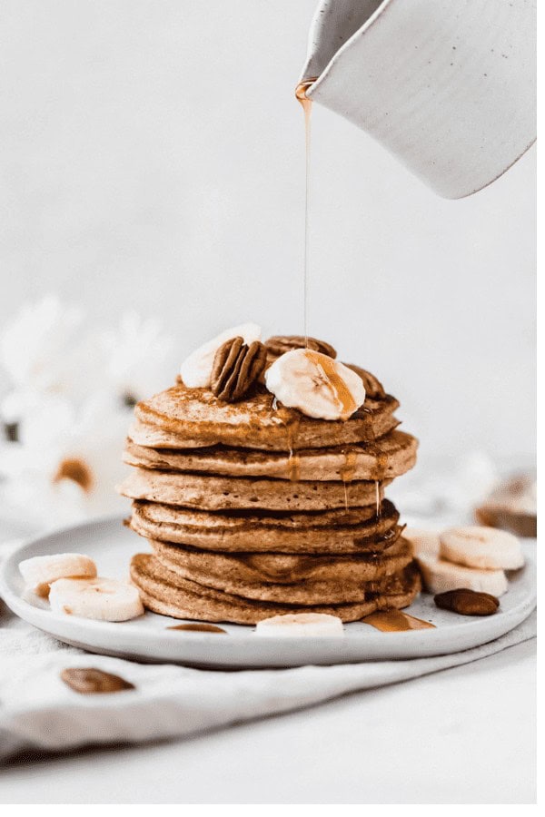 Banana Oatmeal Pancakes